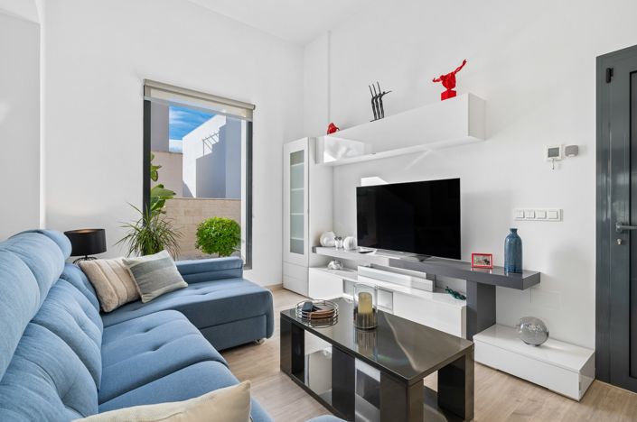 Image No.9-3 Bed Villa for sale