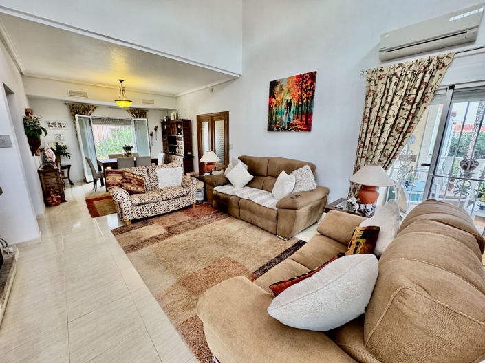 Image No.10-4 Bed Finca for sale