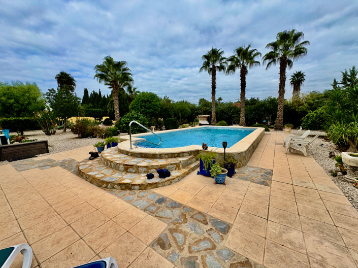 Image No.30-4 Bed Finca for sale