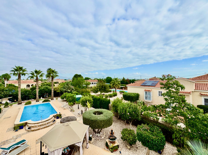 Image No.40-4 Bed Finca for sale