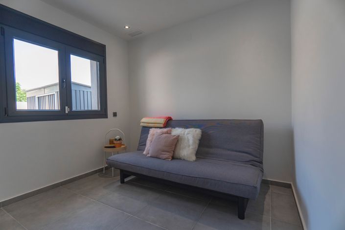 Image No.12-2 Bed Villa for sale