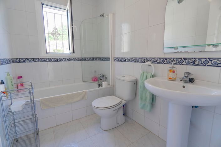 Image No.13-3 Bed Villa for sale