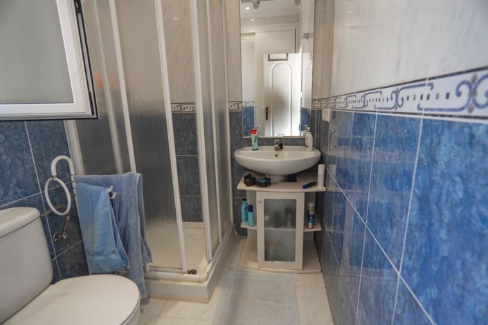 Image No.20-3 Bed Villa for sale