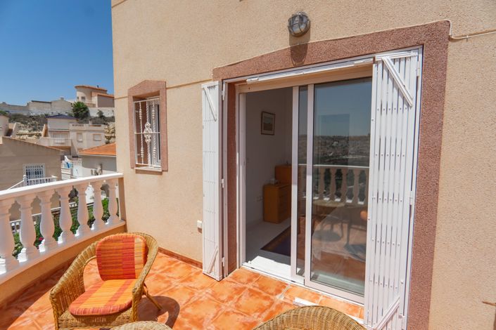 Image No.26-3 Bed Villa for sale