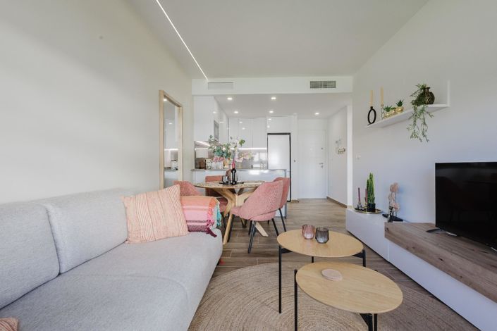 Image No.10-2 Bed Apartment for sale