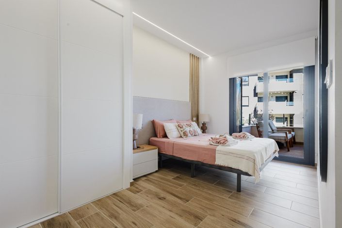 Image No.20-2 Bed Apartment for sale