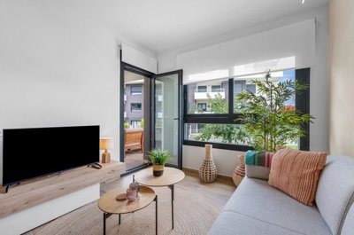 2201o1j7jt78bt1efb7lu1uclku03101l