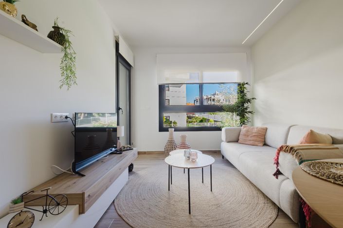 Image No.9-2 Bed Apartment for sale