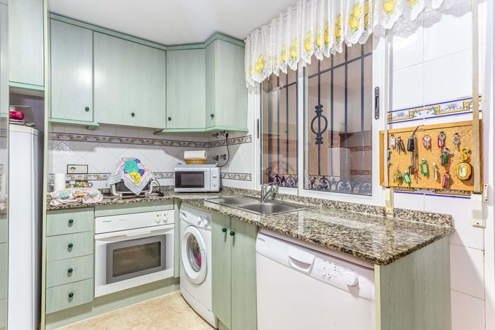 Image No.24-3 Bed Villa for sale