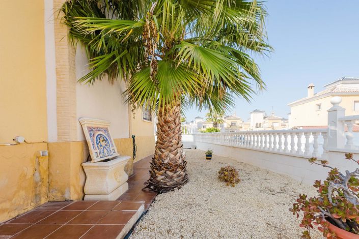 Image No.29-3 Bed Villa for sale