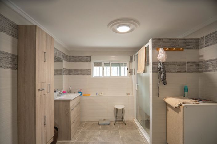 Image No.34-4 Bed Villa for sale