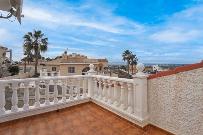 Image No.37-4 Bed Villa for sale