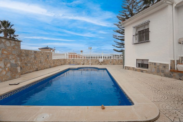 Image No.41-4 Bed Villa for sale