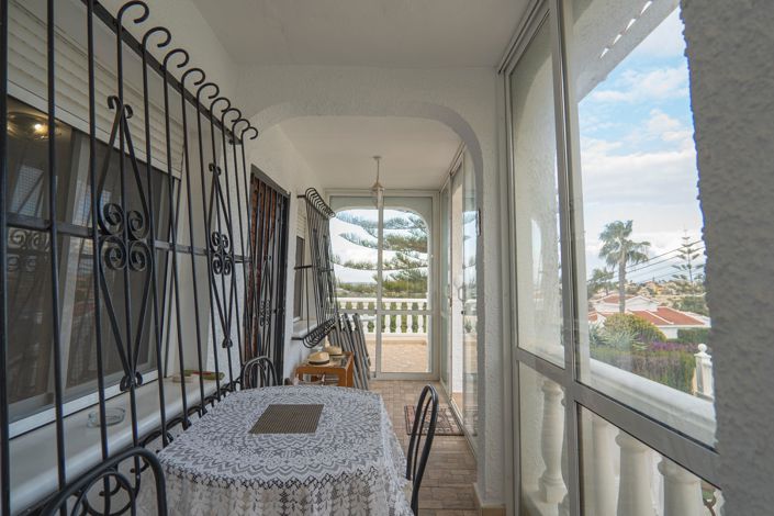 Image No.6-4 Bed Villa for sale