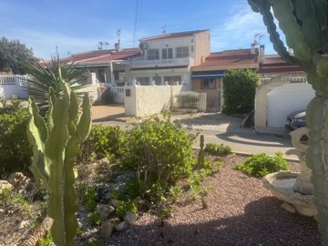 2 Bed Townhouse for sale