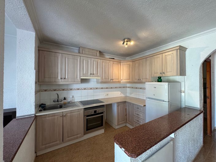 Image No.10-2 Bed Townhouse for sale