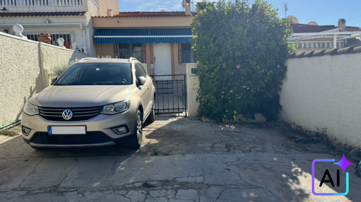 Image No.19-2 Bed Townhouse for sale