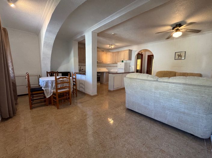 Image No.8-2 Bed Townhouse for sale