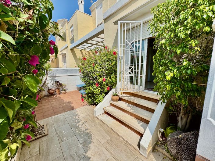 Image No.21-3 Bed Villa for sale