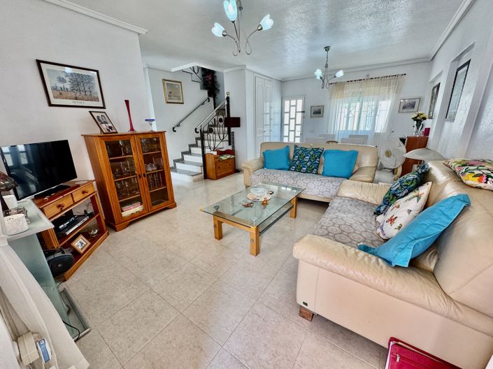 Image No.4-3 Bed Villa for sale