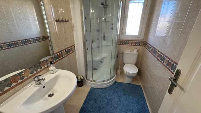 Image No.18-3 Bed Villa for sale