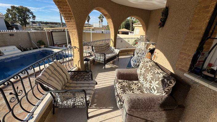 Image No.5-3 Bed Villa for sale