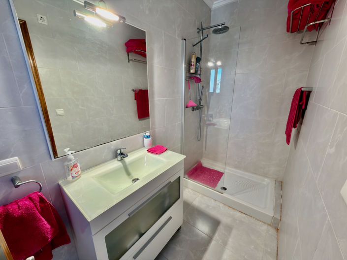 Image No.20-4 Bed Villa for sale