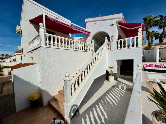 Image No.23-4 Bed Villa for sale