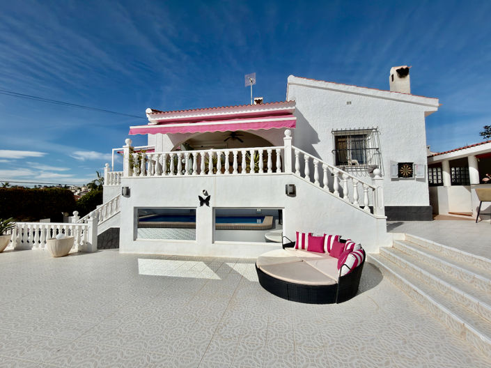 Image No.24-4 Bed Villa for sale