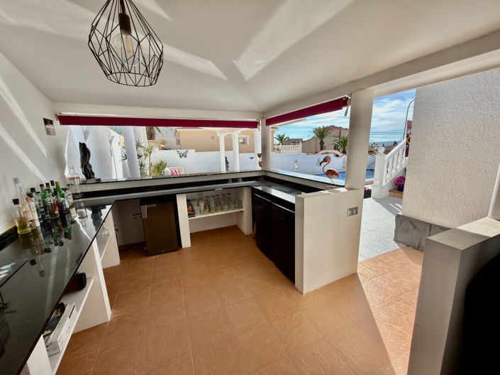 Image No.27-4 Bed Villa for sale