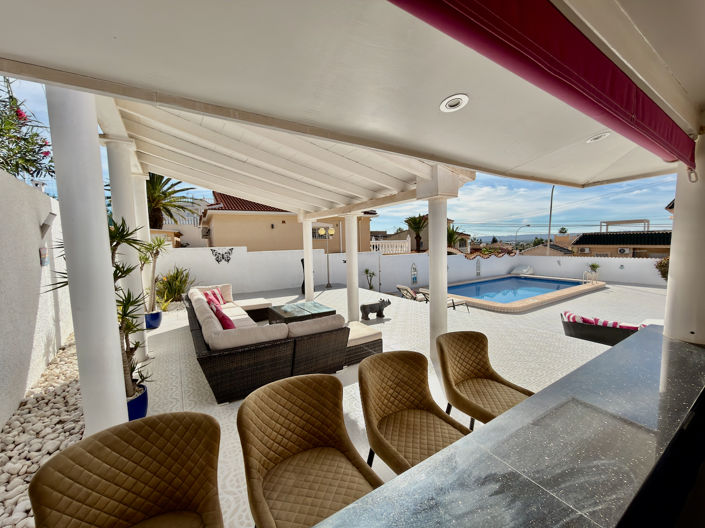 Image No.28-4 Bed Villa for sale