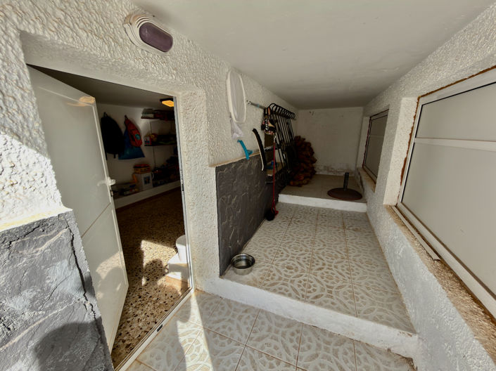 Image No.37-4 Bed Villa for sale