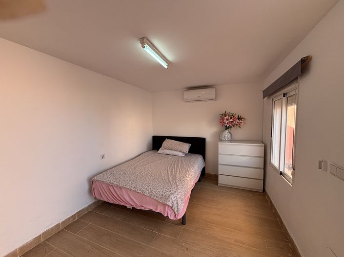 Image No.39-5 Bed Villa for sale