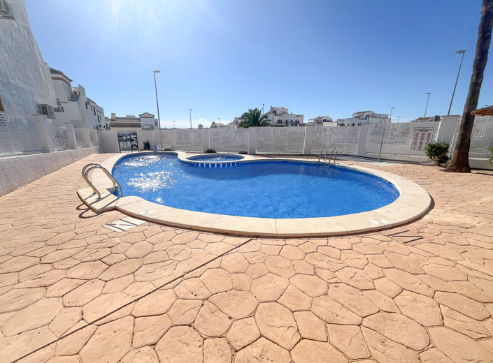 Image No.41-2 Bed Apartment for sale