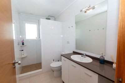 o1j99uhdq5f649ovv281i2cbrb2d