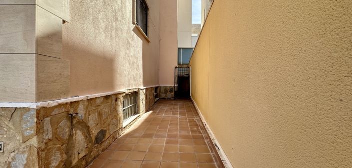 Image No.47-4 Bed Villa for sale