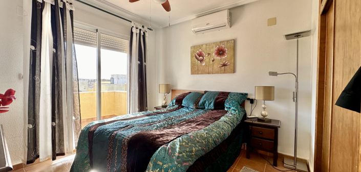 Image No.23-3 Bed Semi-Detached for sale