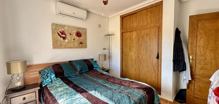 Image No.24-3 Bed Semi-Detached for sale