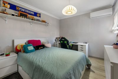 o1j8tdddpnq0d6711mqovvc1adt2b