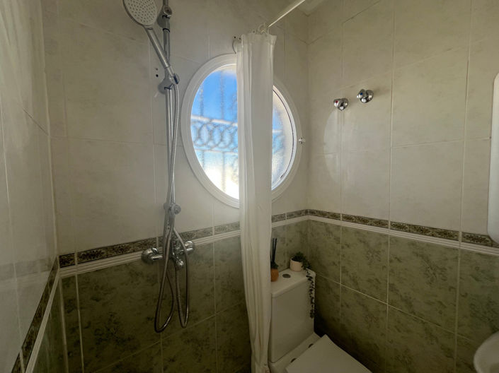 Image No.35-3 Bed Property for sale