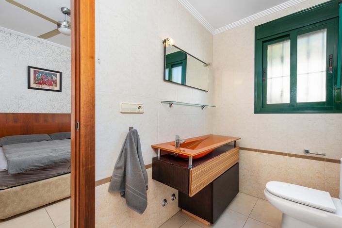 Image No.11-Villa de 4 chambres à vendre à Alicante