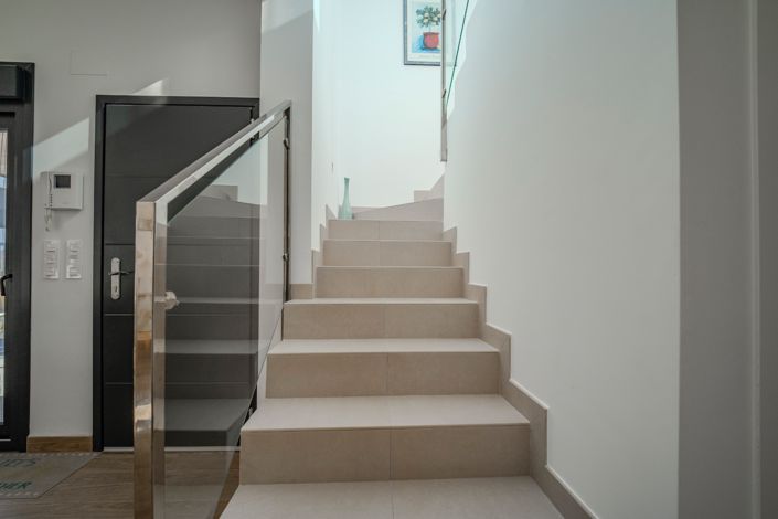 Image No.21-3 Bed Semi-Detached for sale