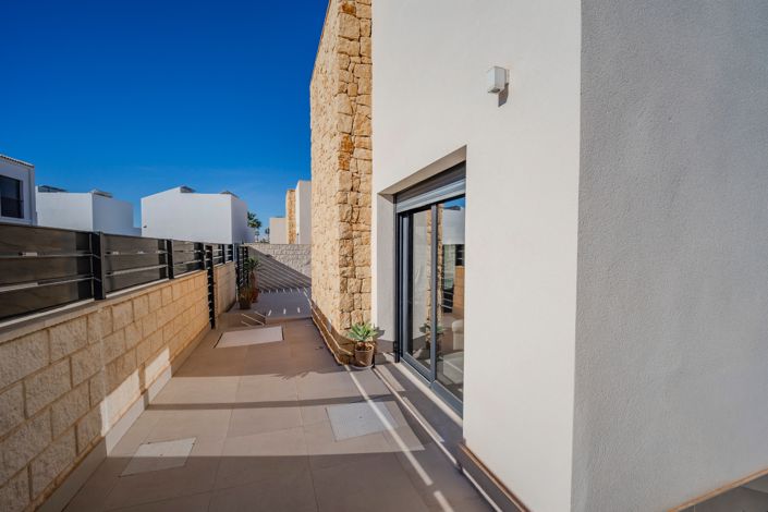 Image No.5-3 Bed Semi-Detached for sale