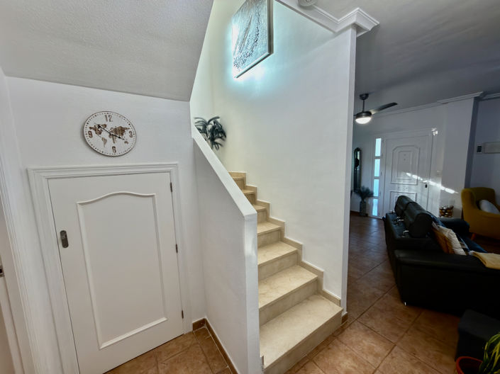 Image No.11-3 Bed Villa for sale