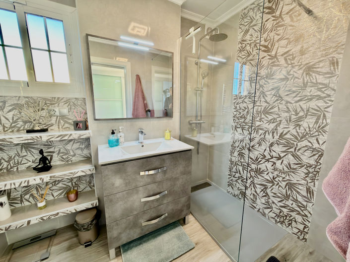 Image No.17-3 Bed Villa for sale