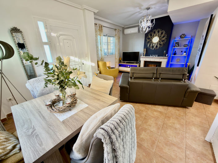 Image No.3-3 Bed Villa for sale