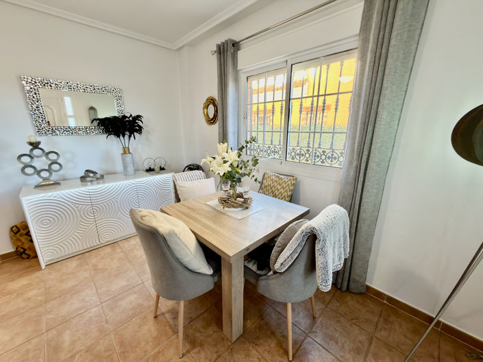 Image No.5-3 Bed Villa for sale