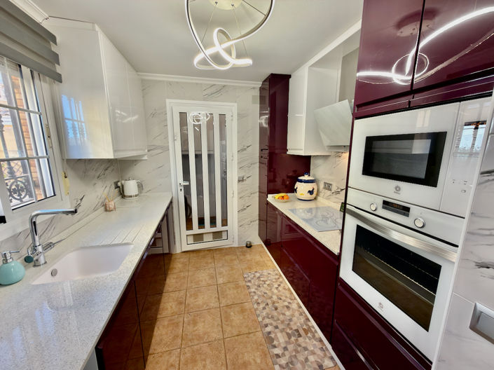 Image No.8-3 Bed Villa for sale