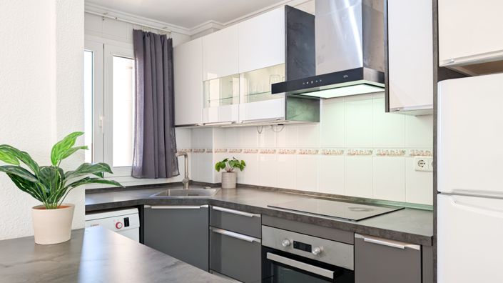 Image No.17-3 Bed Apartment for sale