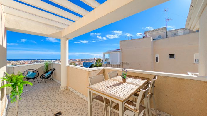 Image No.25-3 Bed Apartment for sale